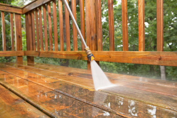 Best Vinyl Siding Pressure Washing in Elroy, WI